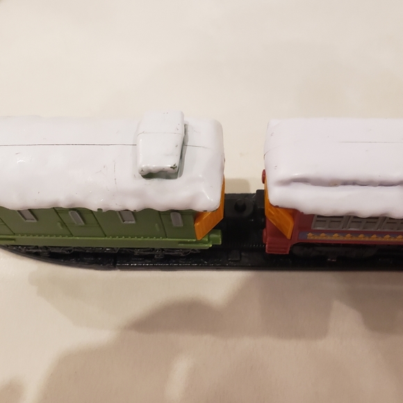 1997 Disney Anastasia Toy 4 Car Train and Railroad Track - Picture 4 of 12